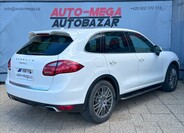Porsche Cayenne 6