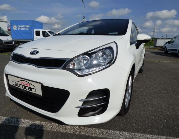 KIA Rio 43