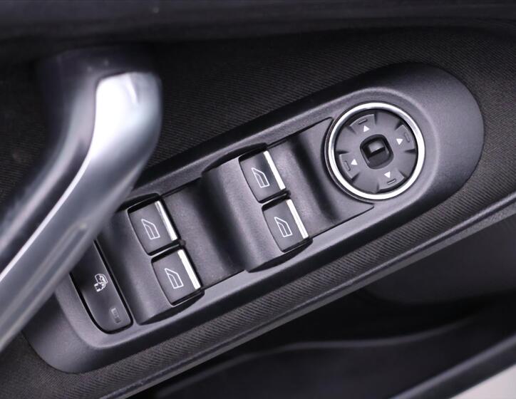 Ford S-MAX 14