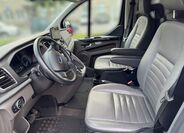 Ford Tourneo Custom 10