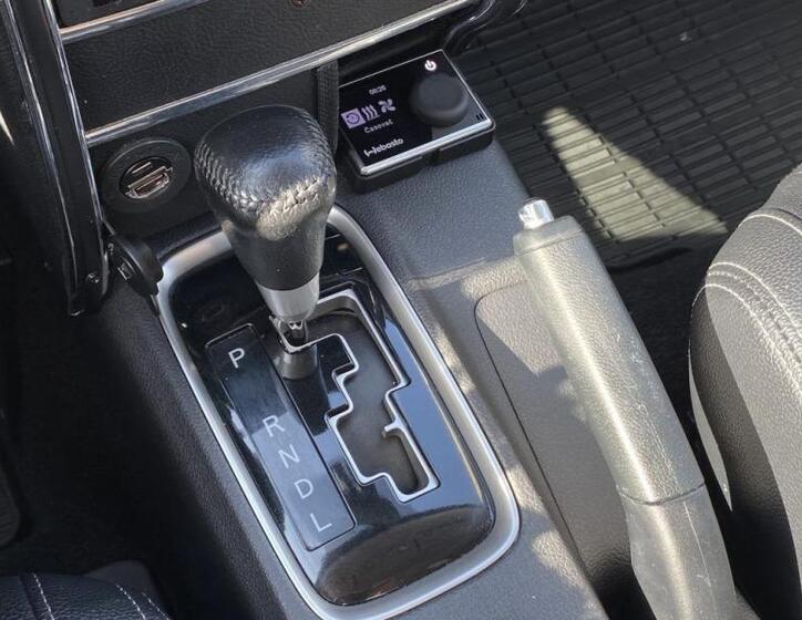Mitsubishi Outlander 25