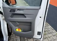 Volkswagen Caravelle 16