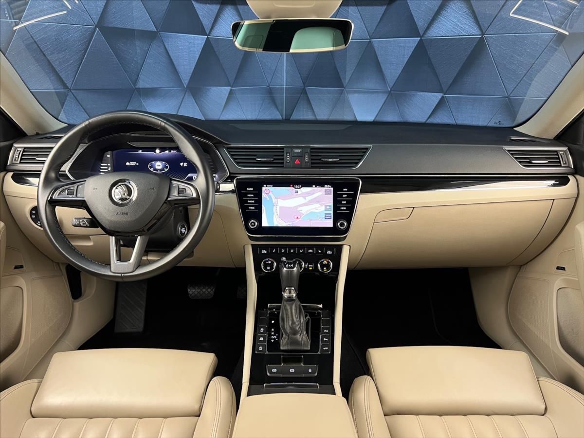 Škoda Superb