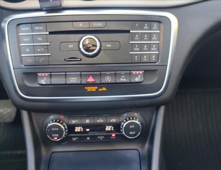 Mercedes-Benz GLA 14