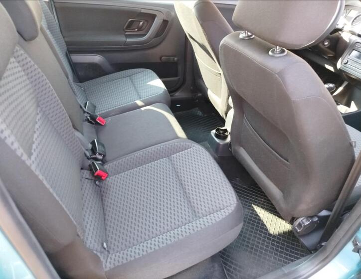 Škoda Roomster 22