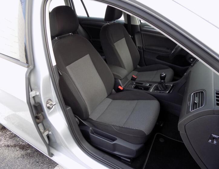 Volkswagen Golf 18