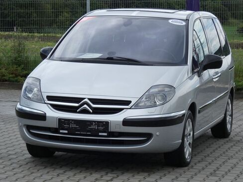 Citroën C8