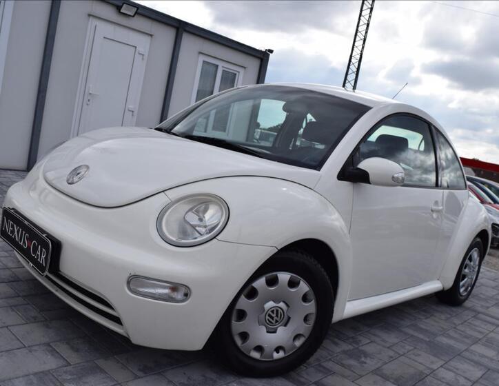 Volkswagen New Beetle 1