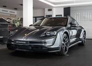 Porsche Taycan 1