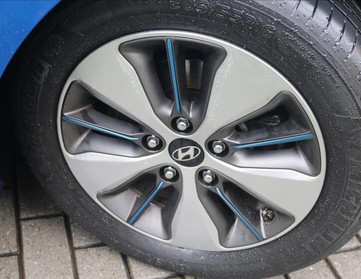 Hyundai IONIQ 19