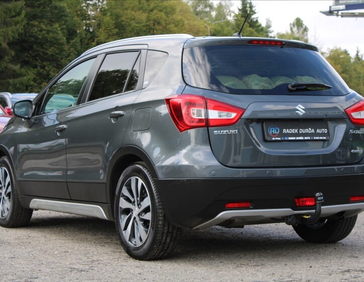 Suzuki SX4 S-Cross 7