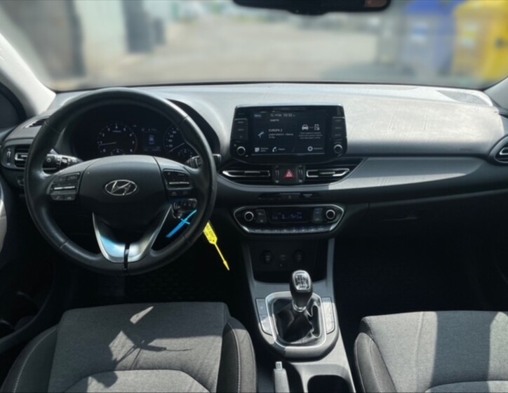 Hyundai i30 9