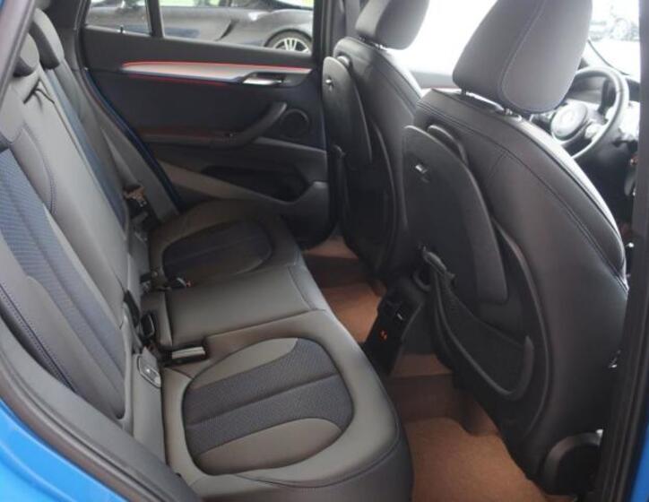 BMW X1 11