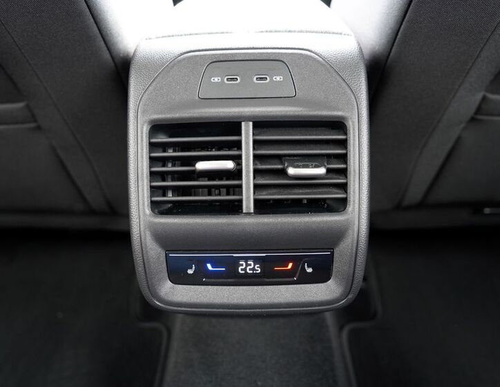 Škoda Superb 44