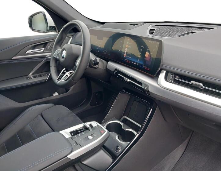BMW X1 7