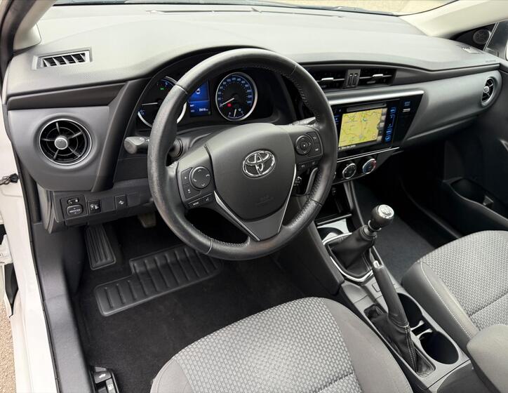 Toyota Corolla 7