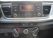 KIA Rio 16