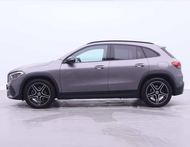 Mercedes-Benz GLA 3