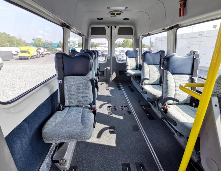 Volkswagen Crafter 13