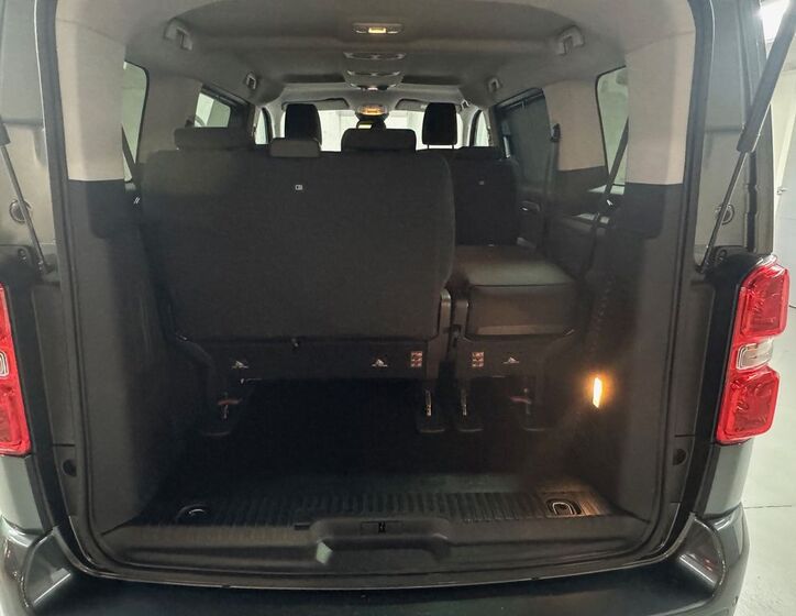 Toyota ProAce Verso 11