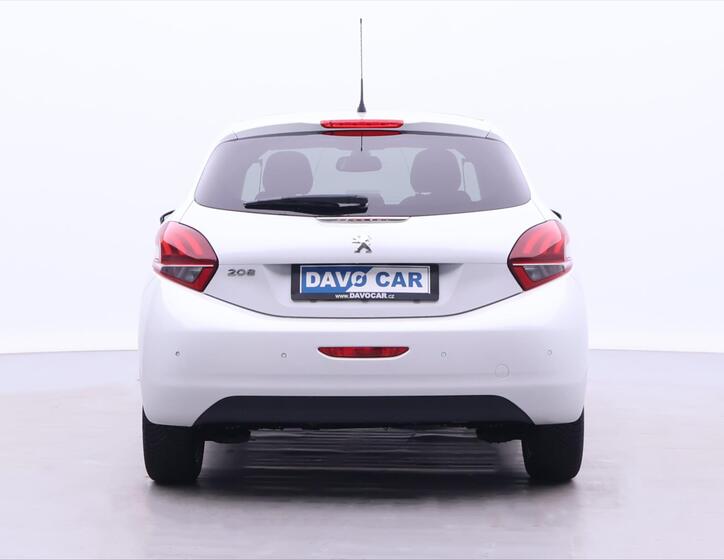 Peugeot 208 6