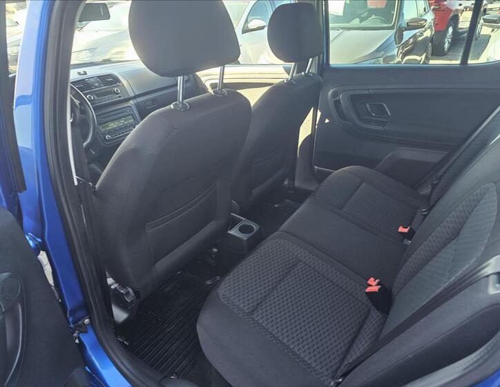 Škoda Fabia 23