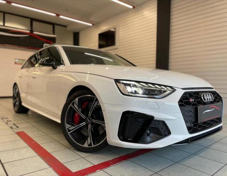 Audi S4 5