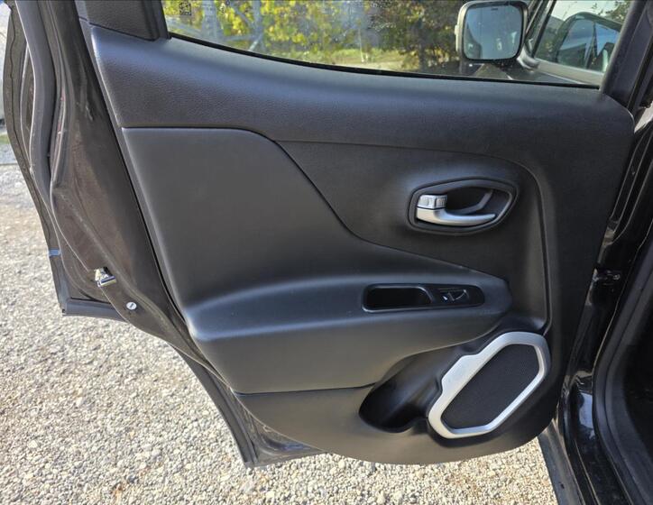Jeep Renegade 24