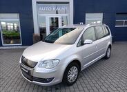 Volkswagen Touran 1