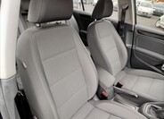 Volkswagen Golf 31