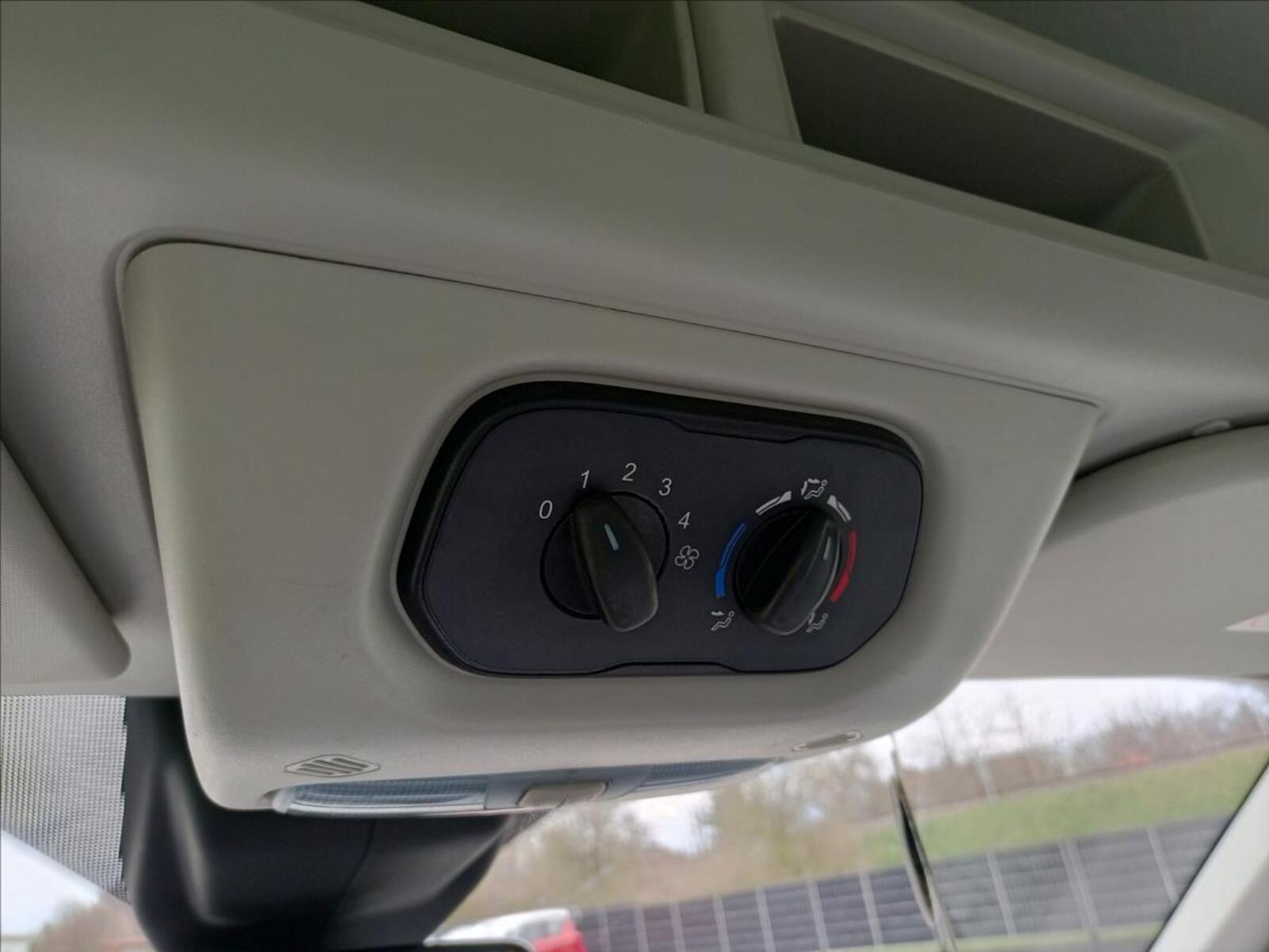 Ford Transit 17