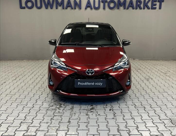 Toyota Yaris 4