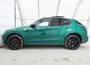 Alfa Romeo Stelvio 12