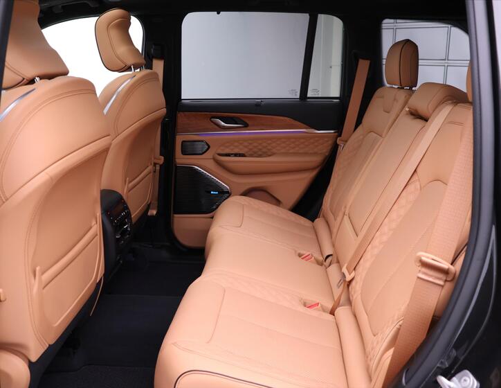 Jeep Grand Cherokee 62