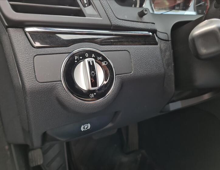 Mercedes-Benz Třídy E 11