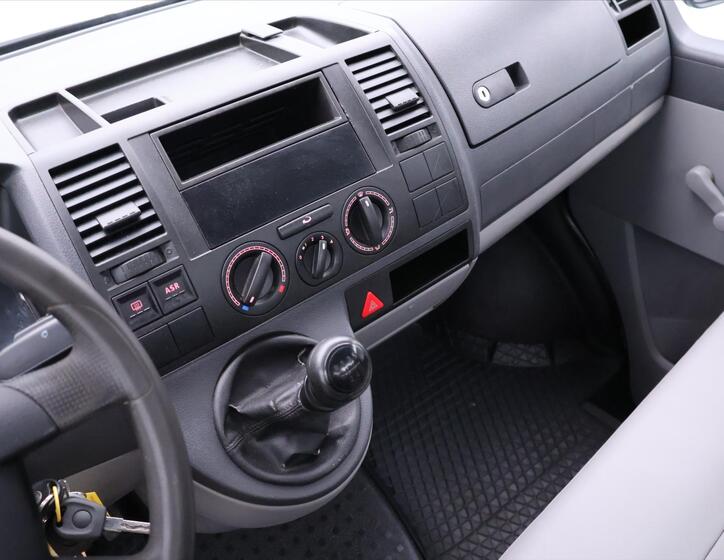 Volkswagen Transporter 16