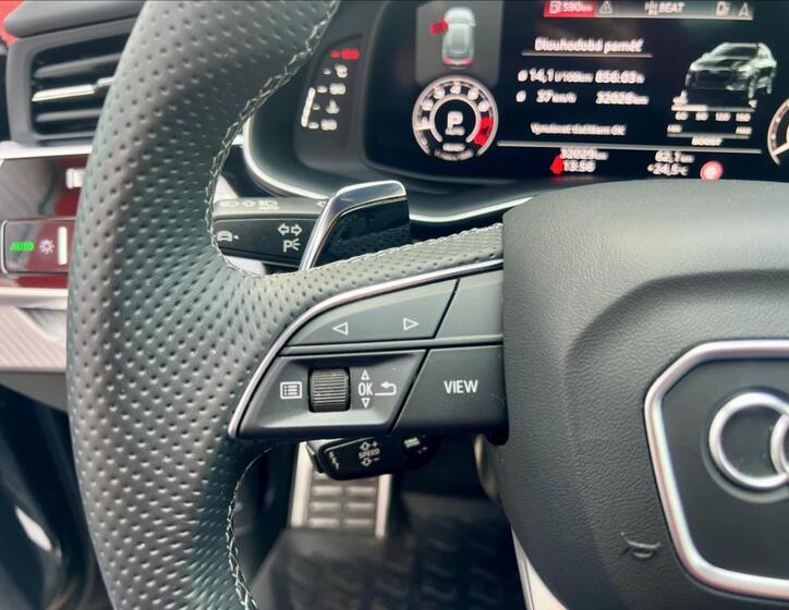 Audi RS Q8 27