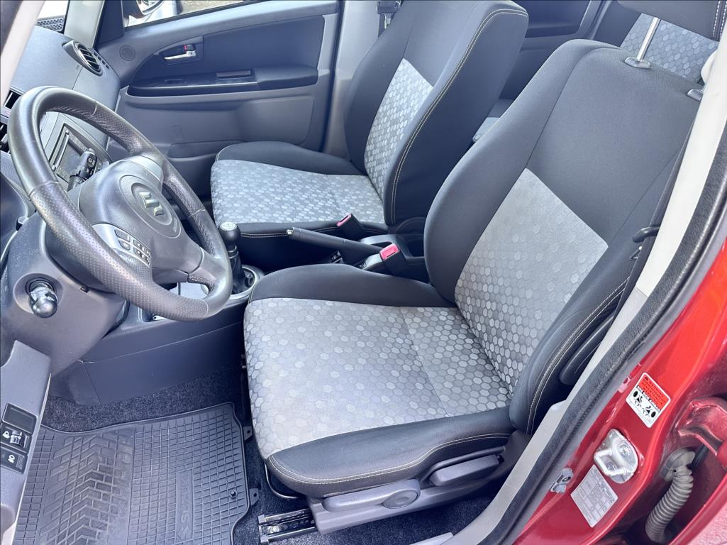 Suzuki SX4