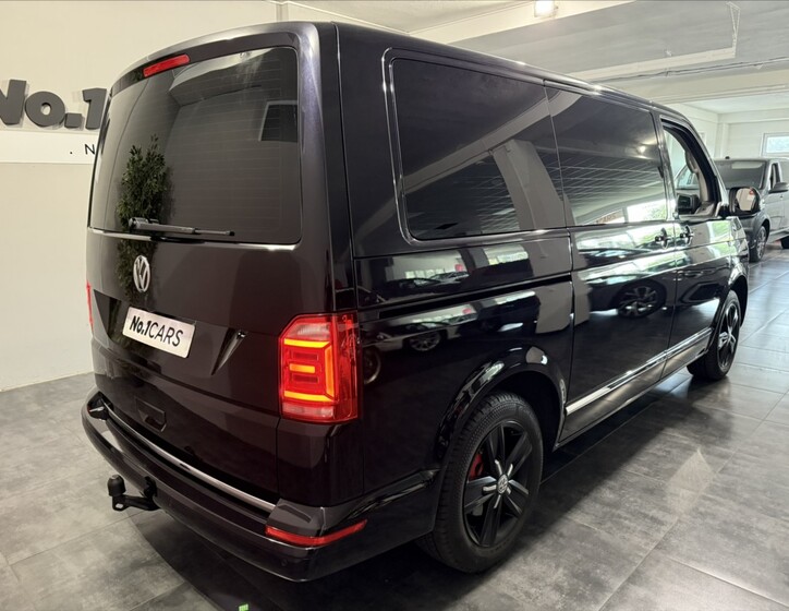 Volkswagen Multivan 5