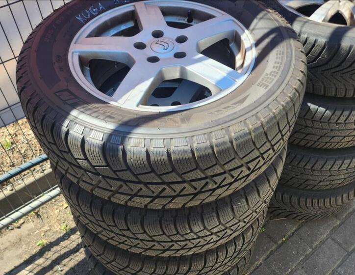 Ford Kuga 25