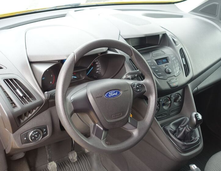 Ford Transit Connect 8