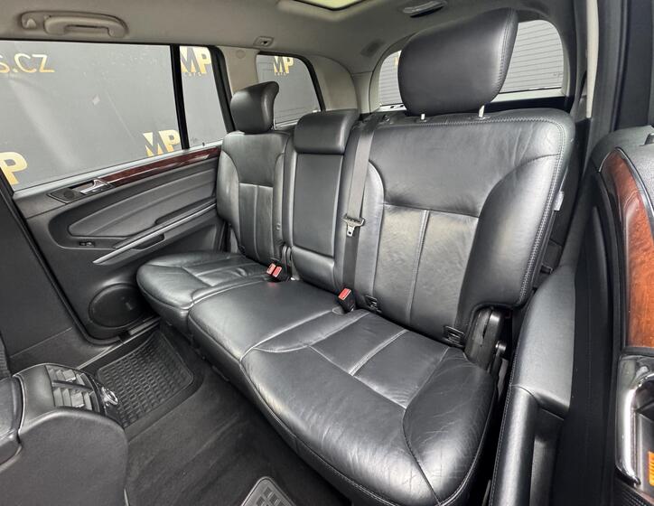Mercedes-Benz GL 15