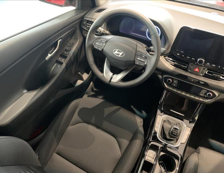 Hyundai i30 19