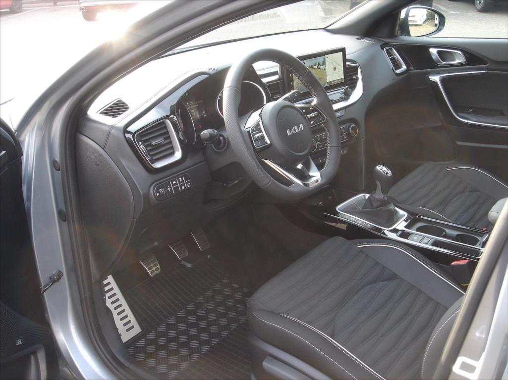 KIA ProCeed