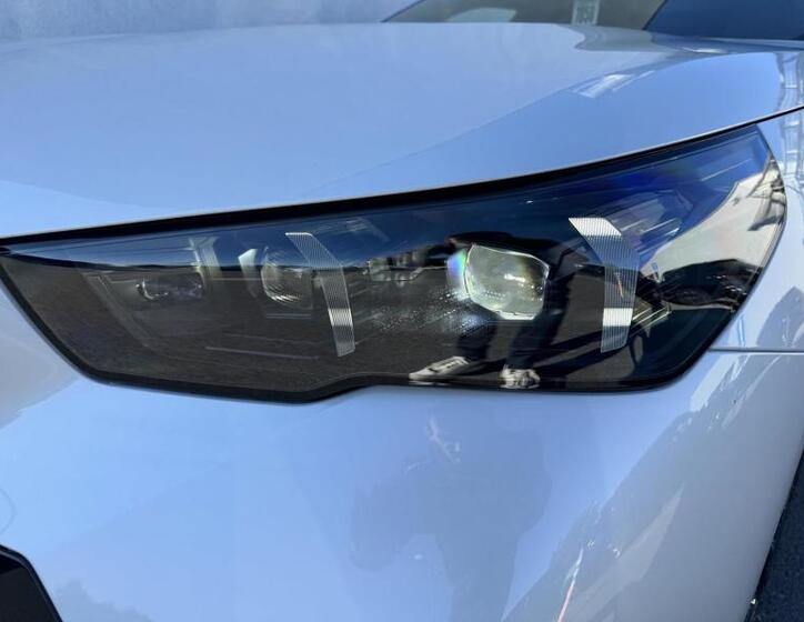 BMW i5 18