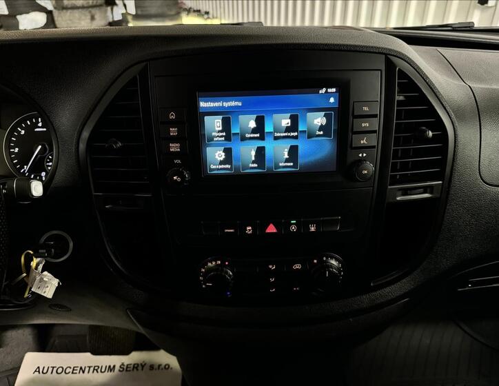 Mercedes-Benz Vito 25