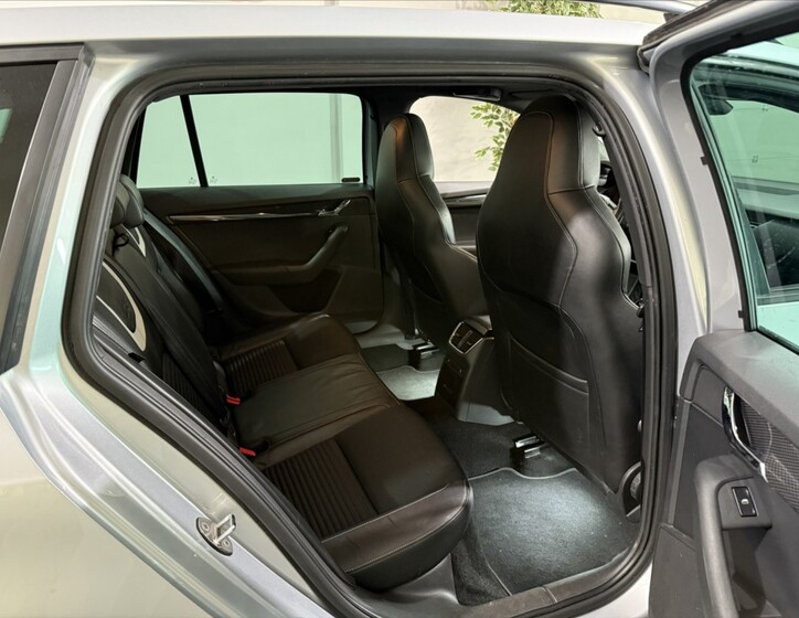 Škoda Octavia 21