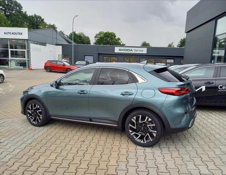 KIA XCeed 5