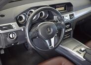 Mercedes-Benz Třídy E 9