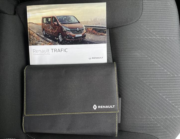 Renault Trafic 16